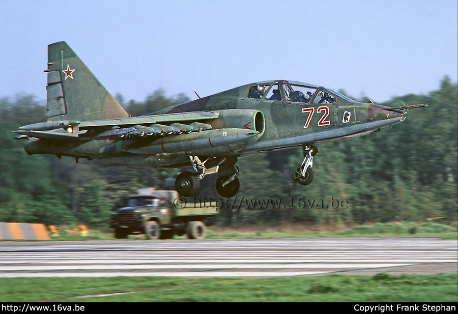 Su-25UB