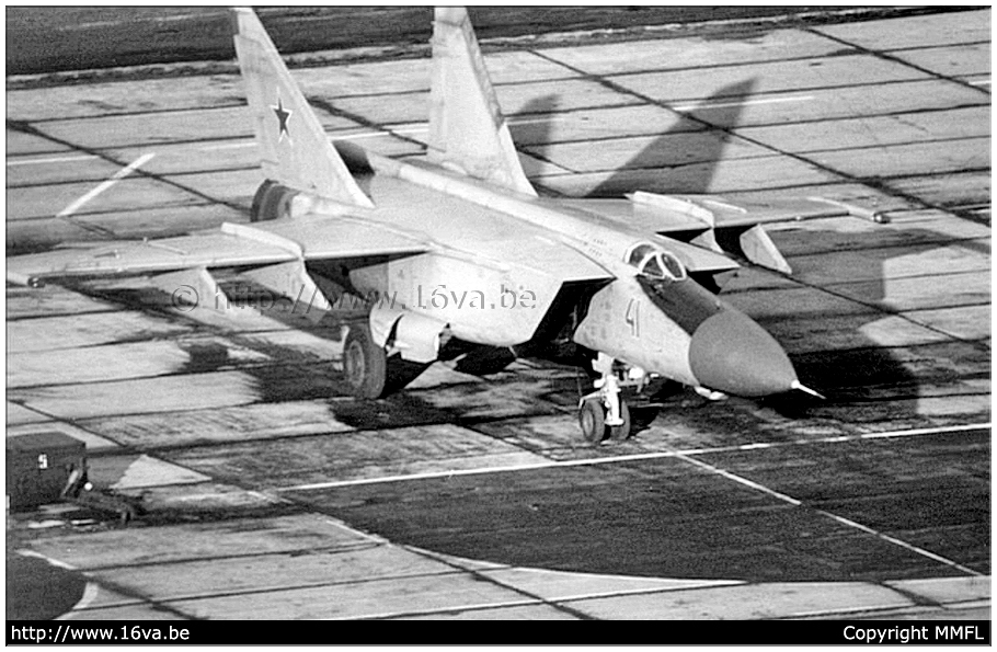 .MiG-25PD '41'