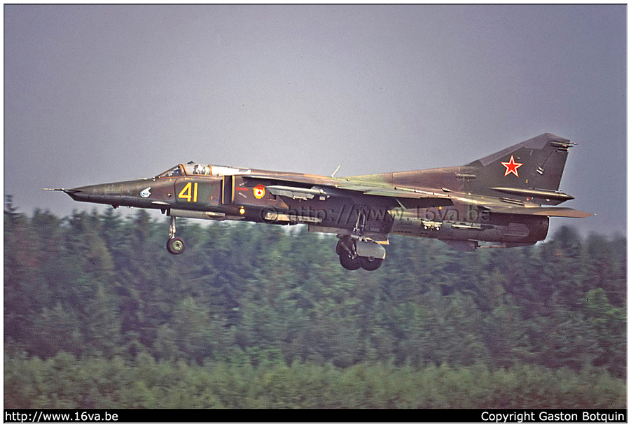 .MiG-27D '41'