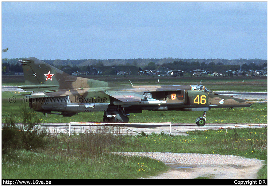 .MiG-27D '46'