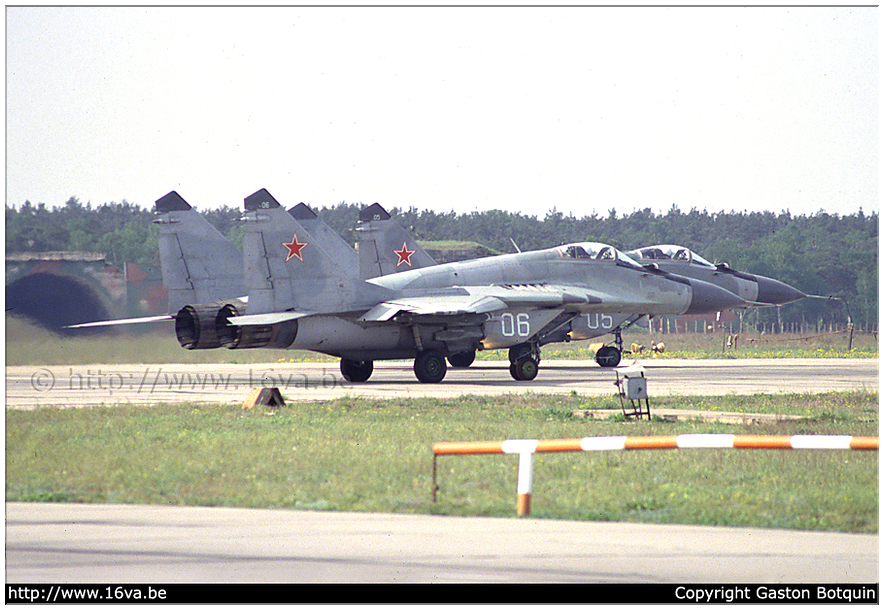 .MiG-29 '05-06'
