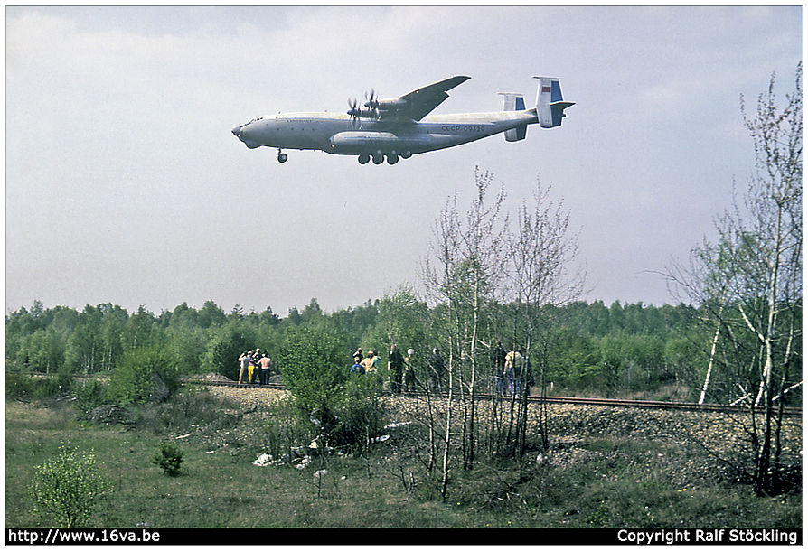 .An-22A '09329'