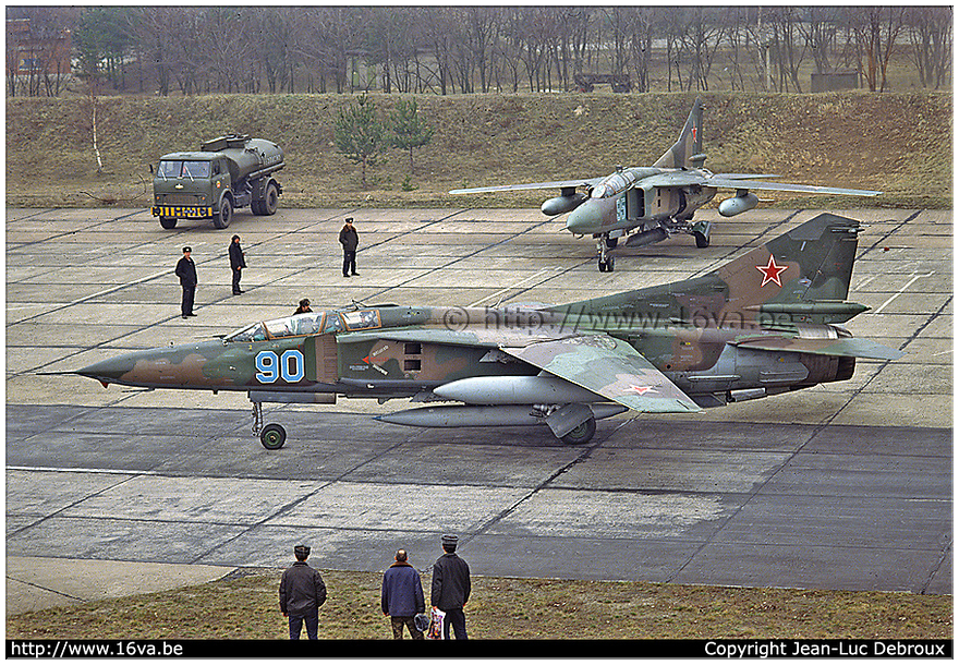 .MiG-23UB '90'