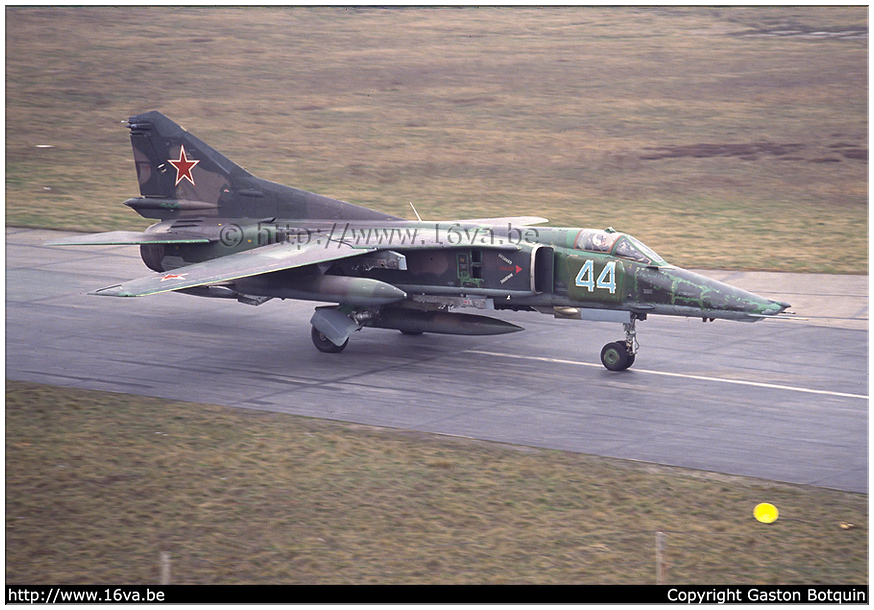 .MiG-27K '44'