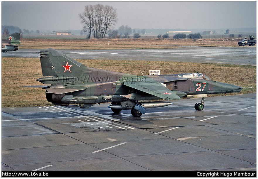 .MiG-27D '27'