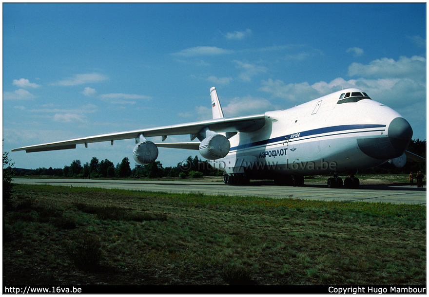 .An-124 '82041'