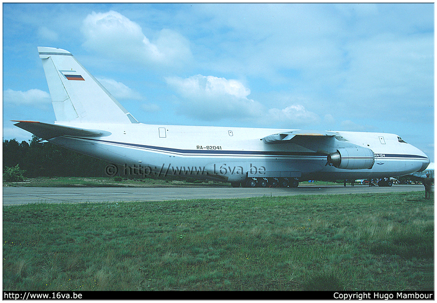 .An-124 '82041'